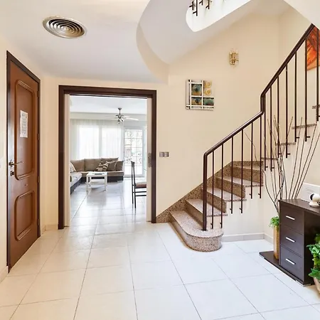 Casa Oasis Tatil Evi Calella